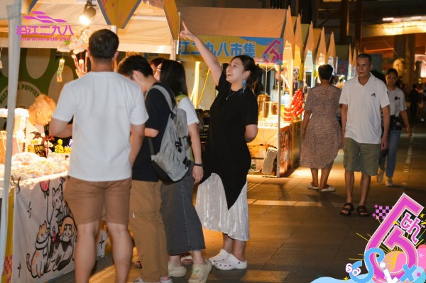 DƬ 14.jpg